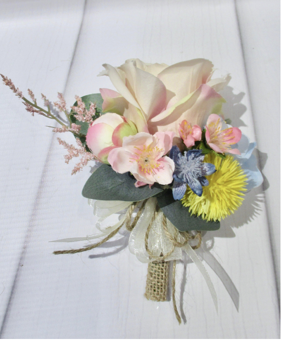 pastel flower pin on corsage, pastel wedding flowers